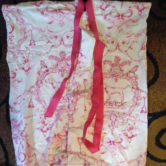 💞VS PINK RARE NWOT LAUNDRY BAG💞 - Picture 7 of 8
